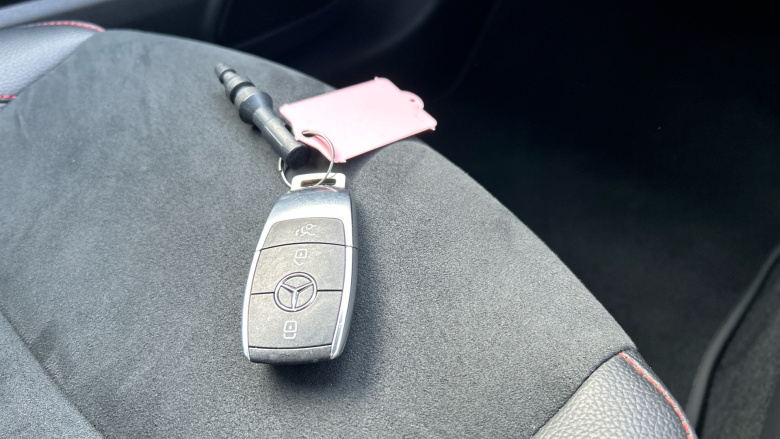 Mercedes-Benz Eqa 350 4M 215kW AMG Line Premium 66.5kWh 5dr Auto Electric Hatchback